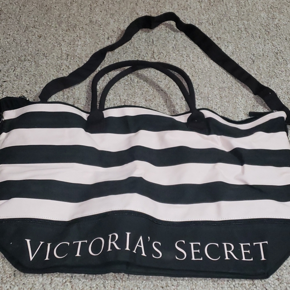 Victoria Secret Weekend bag - Picture 5 of 6